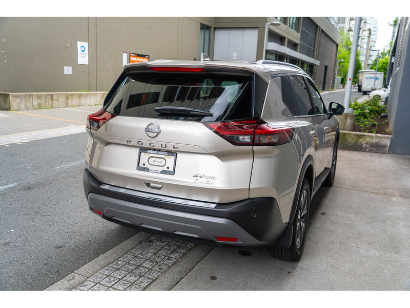 2023 Nissan Rogue SV Midnight Edition Bold Design. Smarter Drive.