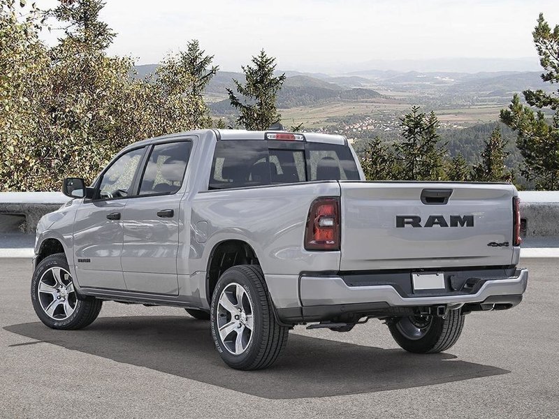 2025 Ram 1500 TRADESMAN