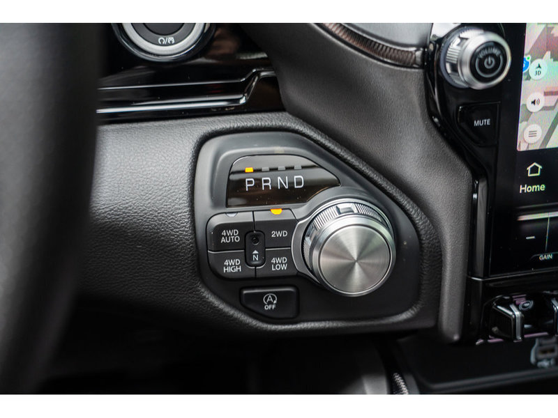 2025 Ram 1500 SPORT