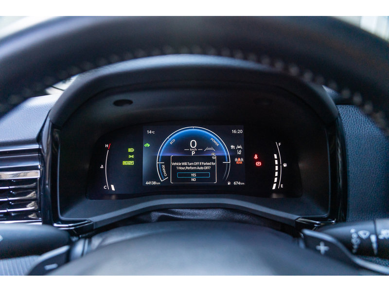 2025 Toyota Camry XSE Sporty Hybrid Efficiency with Everyday Comfort