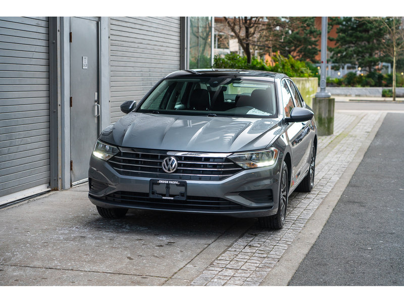 2020 Volkswagen Jetta Highline Affordable comfort meets Volkswagen reliability.