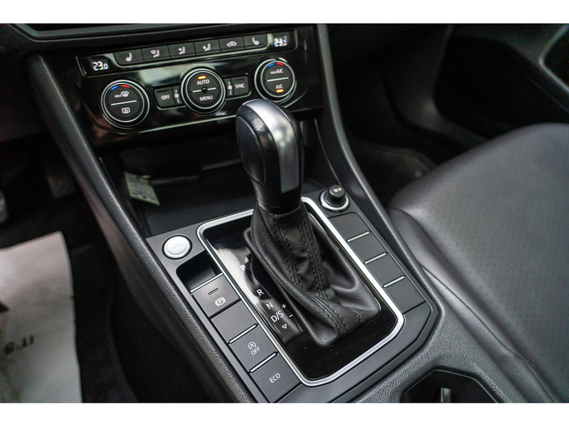 2020 Volkswagen Jetta Highline Affordable comfort meets Volkswagen reliability.