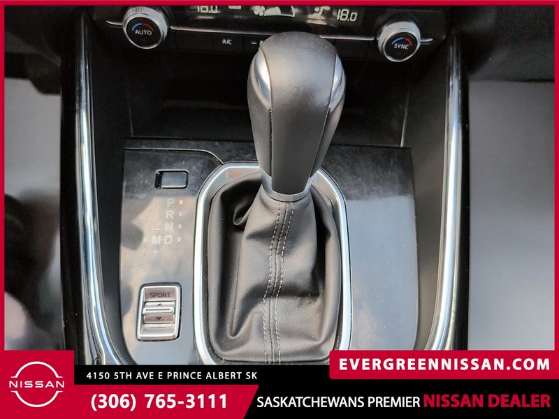 2022 Mazda CX-9 GS-L THIS LUXURY CX-9 IS PRICED FOR YOUR BUDGET!