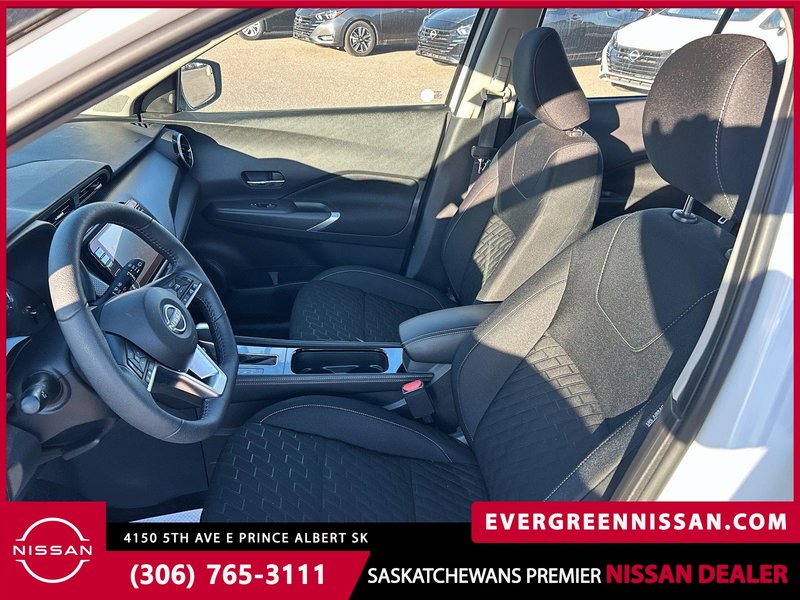 2023 Nissan Kicks SV GREAT COMMUTER & LOW KMS!