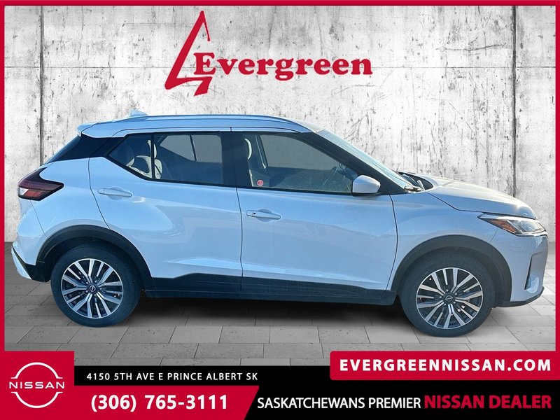 2023 Nissan Kicks SV GREAT COMMUTER & LOW KMS!