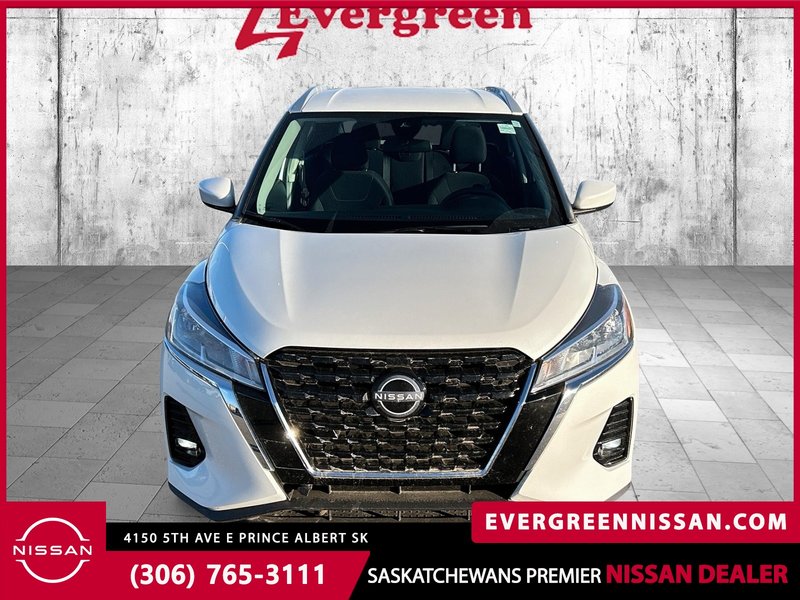 2023 Nissan Kicks SV GREAT COMMUTER & LOW KMS!
