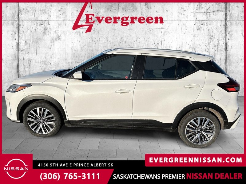 2023 Nissan Kicks SV GREAT COMMUTER & LOW KMS!