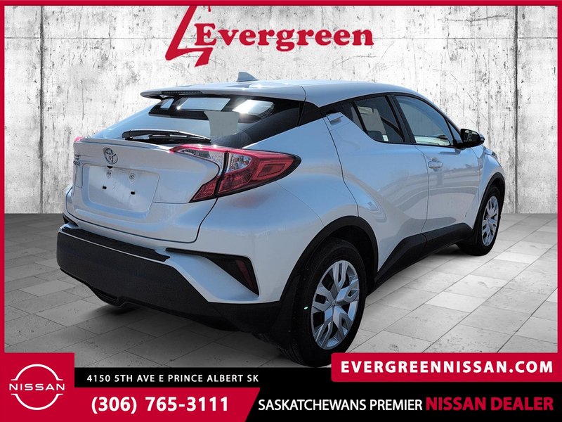 2021 Toyota C-HR LE FRESH TRADE IN!