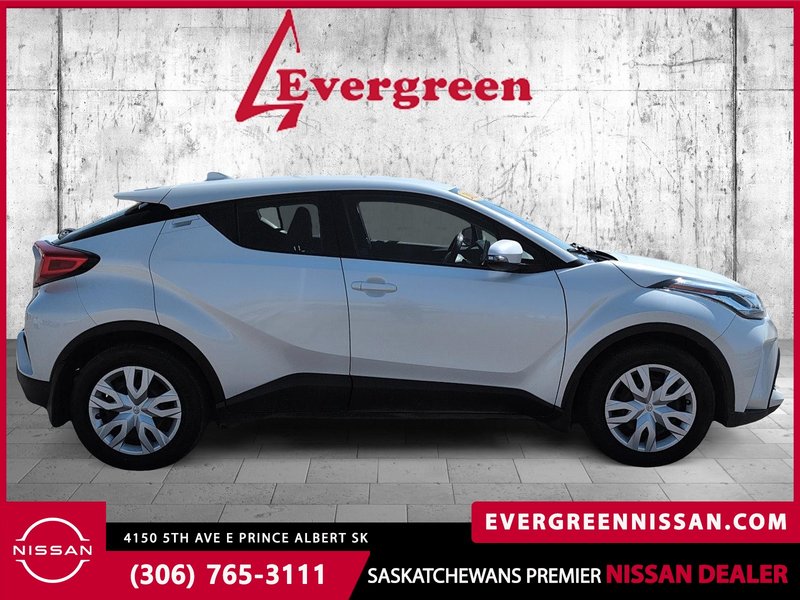 2021 Toyota C-HR LE FRESH TRADE IN!