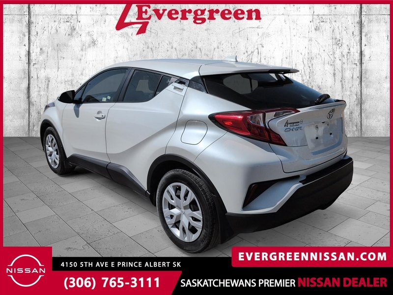 2021 Toyota C-HR LE FRESH TRADE IN!