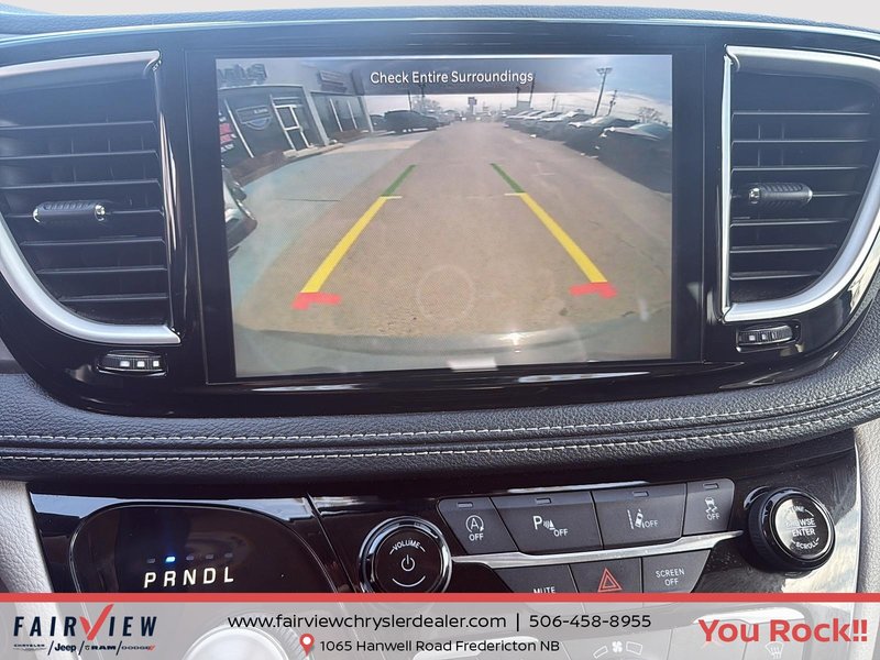 2023 Chrysler Pacifica Touring L AWD