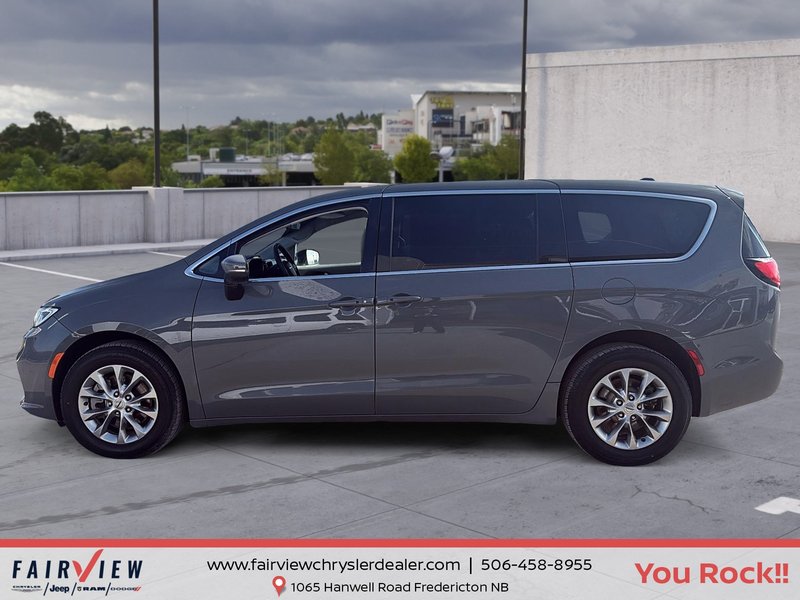 2023 Chrysler Pacifica Touring L AWD