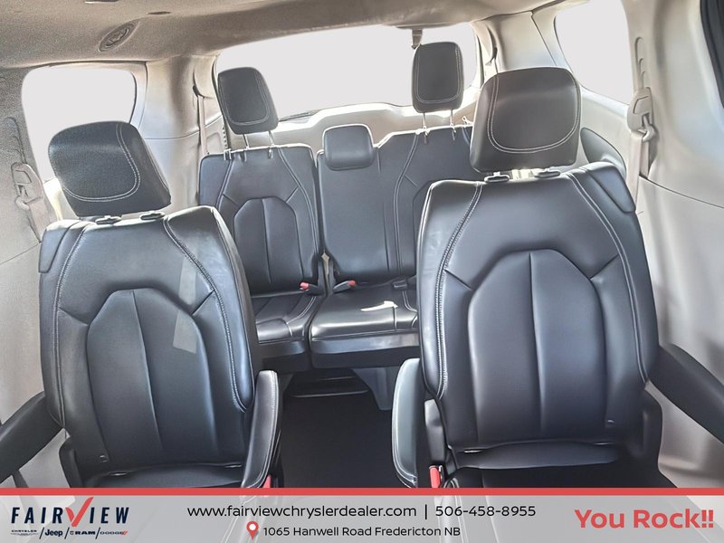 2023 Chrysler Pacifica Touring L AWD