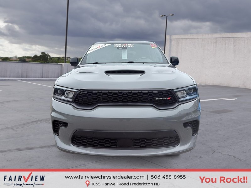 2025 Dodge Durango R/T Loaded with 5.7 hemi new tires, new brakes