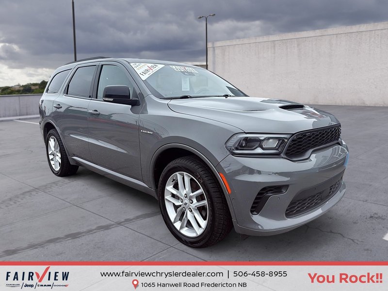 2025 Dodge Durango R/T Loaded with 5.7 hemi new tires, new brakes