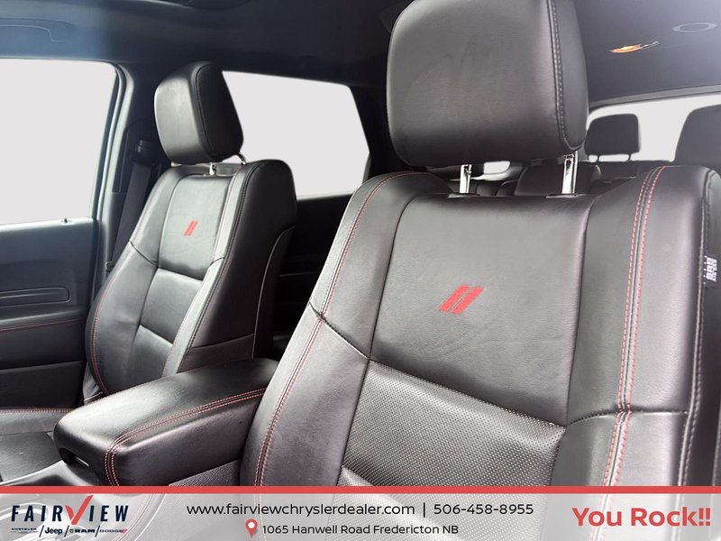 2025 Dodge Durango R/T Loaded with 5.7 hemi new tires, new brakes