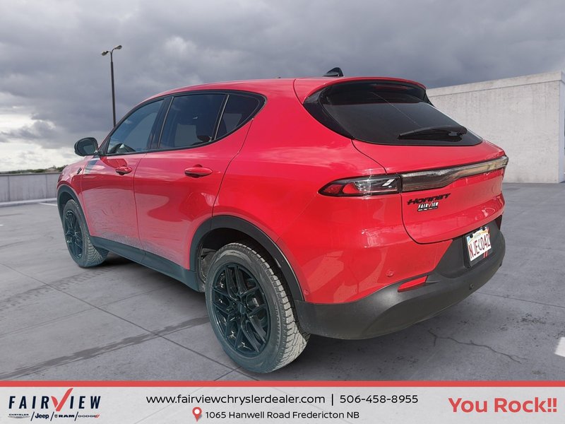 2024 Dodge Hornet GT Plus We’re 360 cameras full roof upgraded audio system fully loaded 295 hp