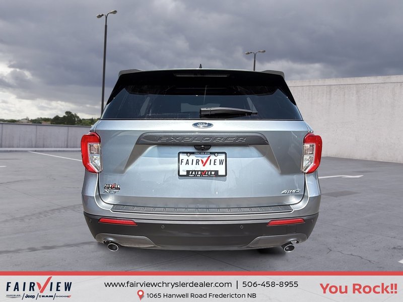 2021 Ford Explorer XLT Fully loaded, leather panoramic sunroof, advanced audio