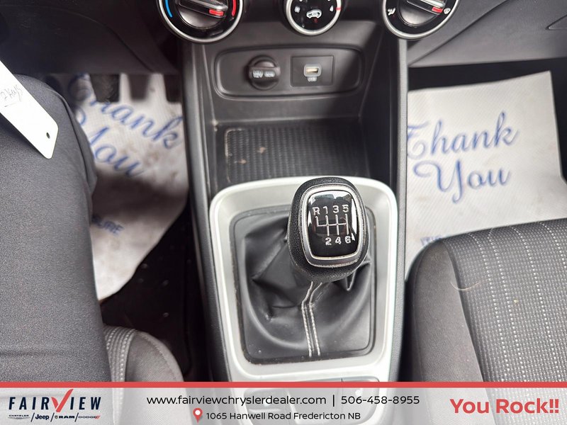 2020 Hyundai Venue Essential Standard transmission