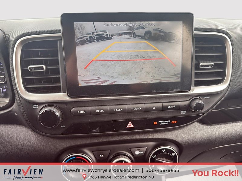 2020 Hyundai Venue Essential Standard transmission