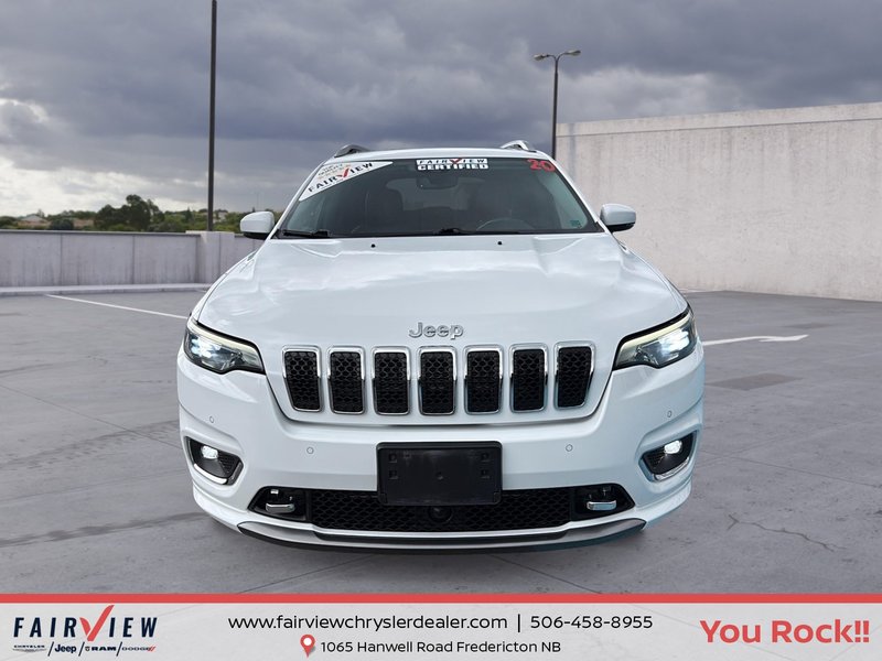 2020 Jeep Cherokee Overland Loaded with every auction possible mint condition