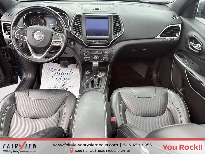 2021 Jeep Cherokee 80th Anniversary Leather, panoramic roof, trailer group