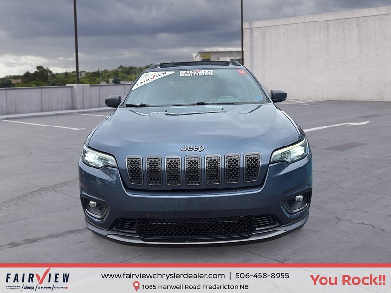 2021 Jeep Cherokee 80th Anniversary Leather, panoramic roof, trailer group