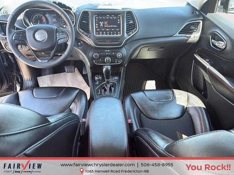 2022 Jeep Cherokee Trailhawk V6 immaculate condition