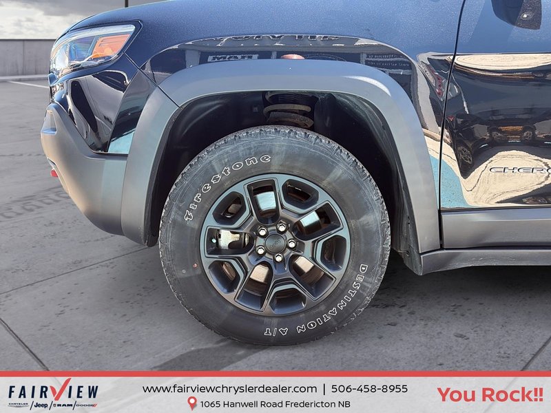 2022 Jeep Cherokee Trailhawk V6 immaculate condition