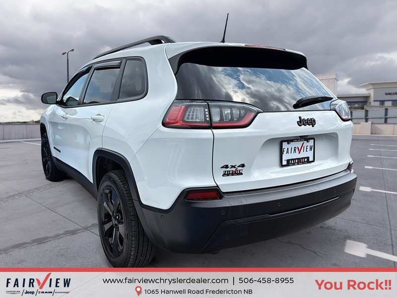 2023 Jeep Cherokee Altitude
