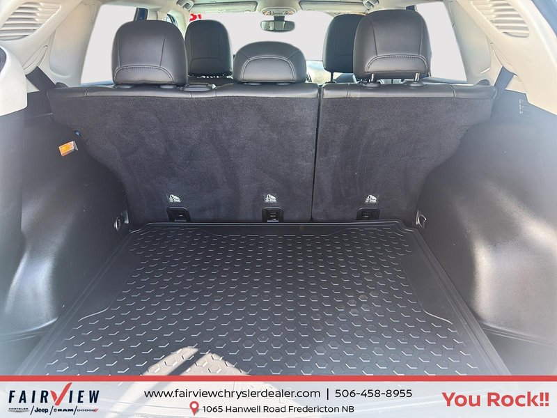 2018 Jeep Compass North Loaded with leather new two-year MVI