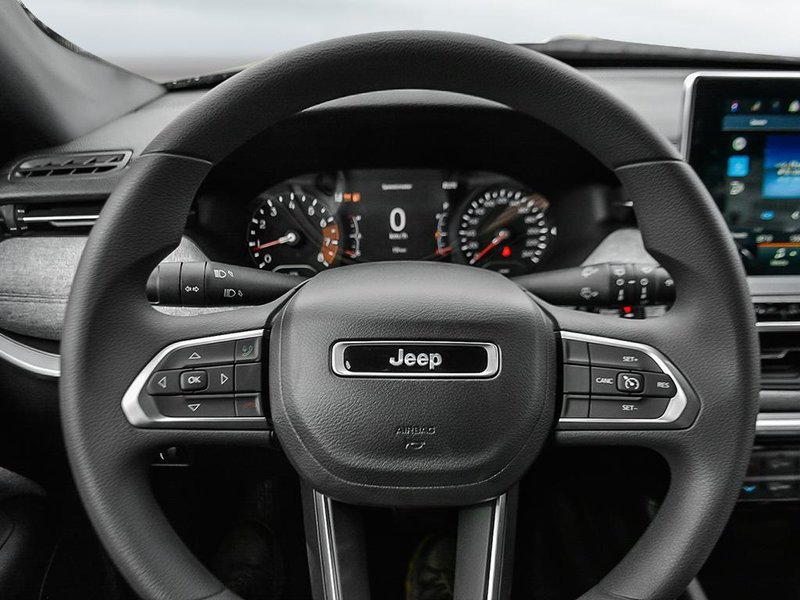 2024 Jeep Compass SPORT