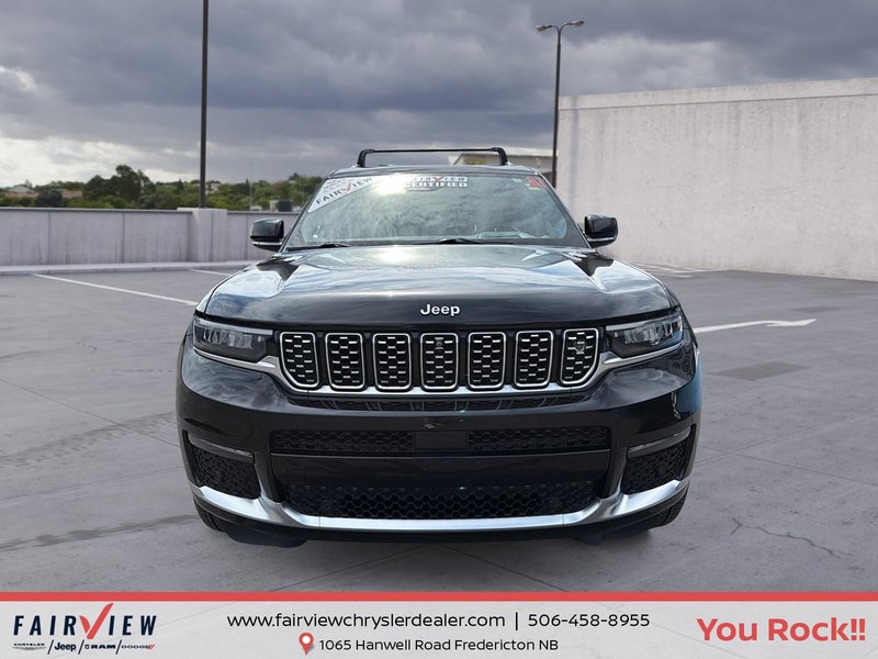 2021 Jeep Grand Cherokee L Summit Reserve New tires, new brakes, new MVI