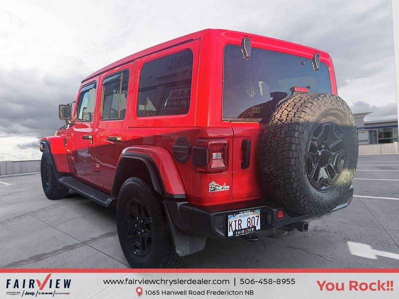 2022 Jeep Wrangler Unlimited Sahara Sky, active roof, upgraded wench, and bumper system