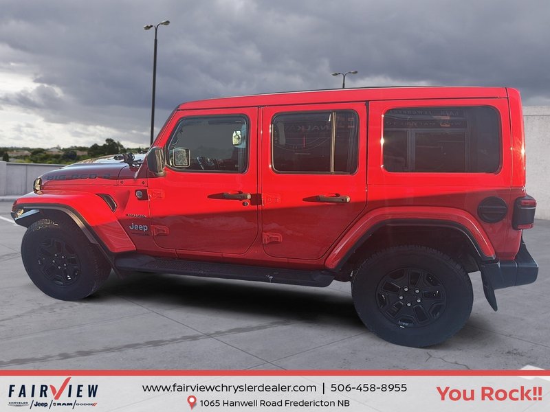 2022 Jeep Wrangler Unlimited Sahara Sky, active roof, upgraded wench, and bumper system