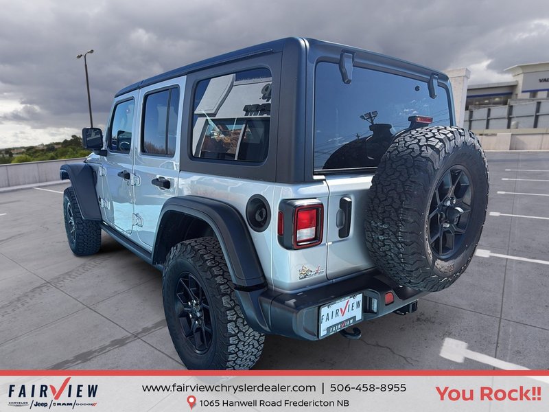 2024 Jeep Wrangler Willys Dual top group