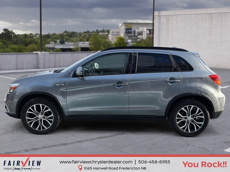 2018 Mitsubishi RVR Limited Upgraded wheels, sun, and sound leather panoramic roof