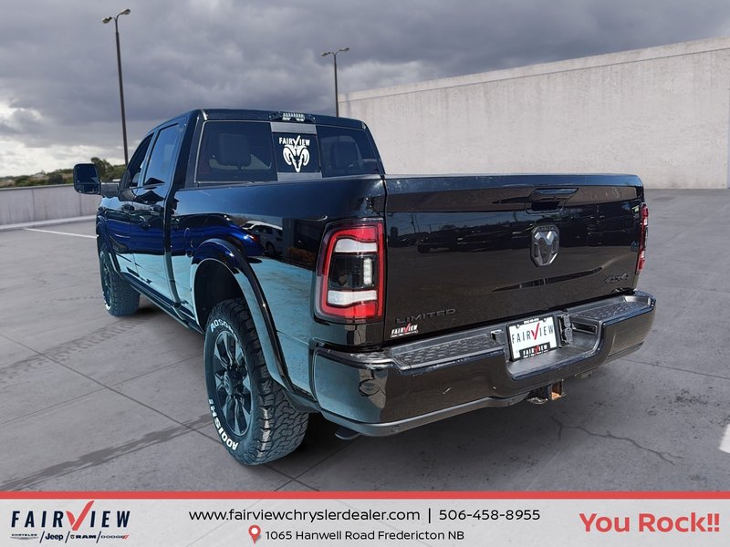 2024 Ram 2500 Limited New 35 inch tires amazing condition