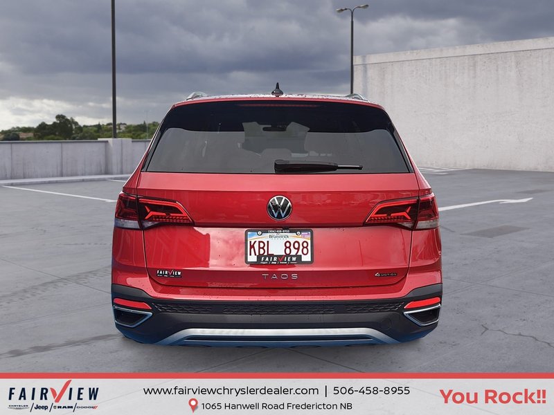 2023 Volkswagen Taos Comfortline Fully loaded with sun and sound  group