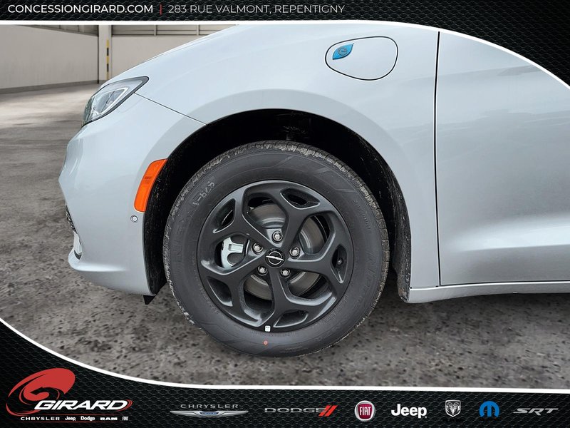 2024 Chrysler Pacifica Hybrid PREMIUM S APPEARANCE