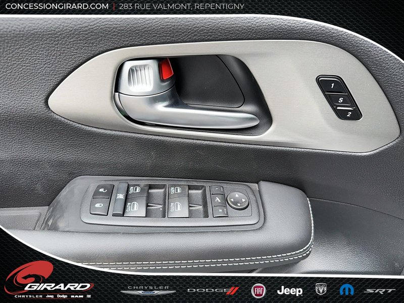 2024 Chrysler Pacifica Hybrid PREMIUM S APPEARANCE