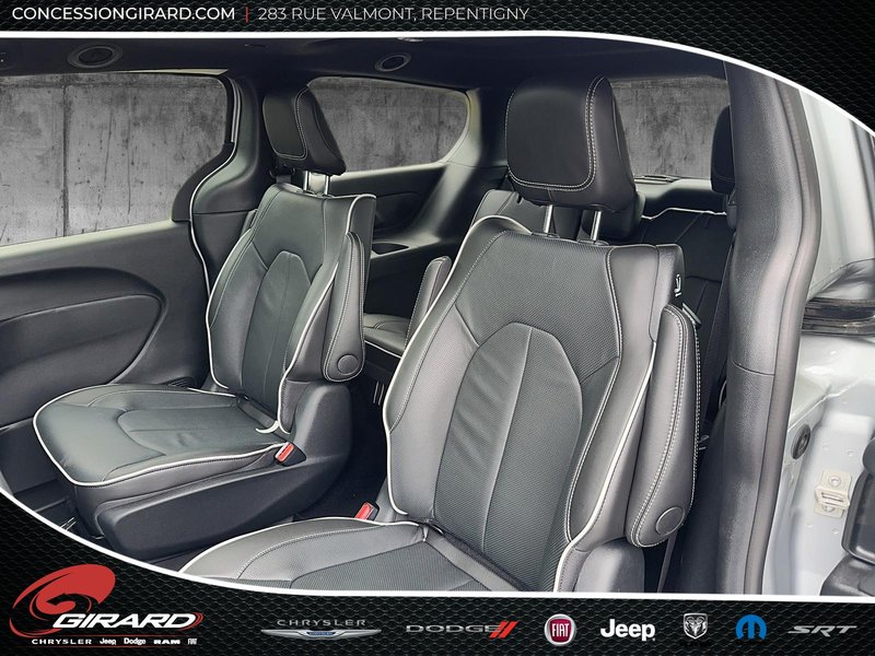 2024 Chrysler Pacifica Hybrid PREMIUM S APPEARANCE