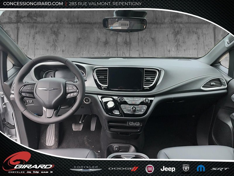 2024 Chrysler Pacifica Hybrid S APPEARANCE