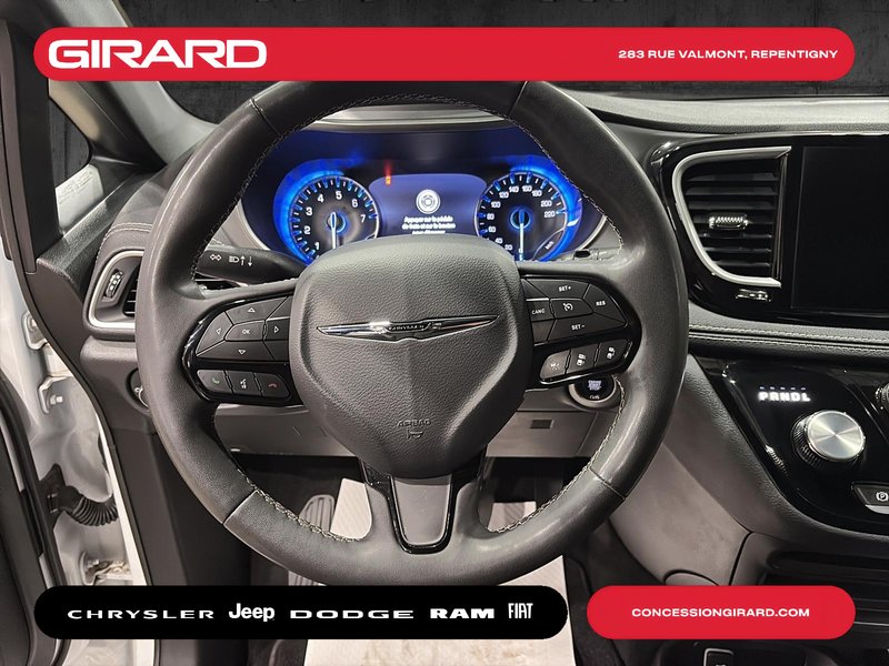 Chrysler Pacifica Touring 2023 STOW N GO, PORTES & HAYON ELECTRIQUES, SIEGES CHAUFFANTS+DEMARREUR