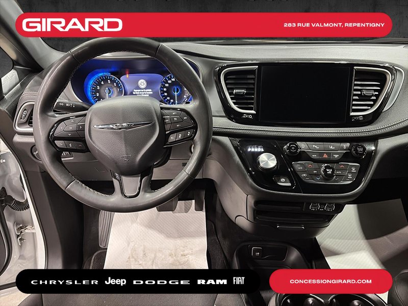 Chrysler Pacifica Touring 2023 STOW N GO, PORTES & HAYON ELECTRIQUES, SIEGES CHAUFFANTS+DEMARREUR