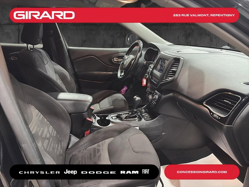 2020 Jeep Cherokee Altitude