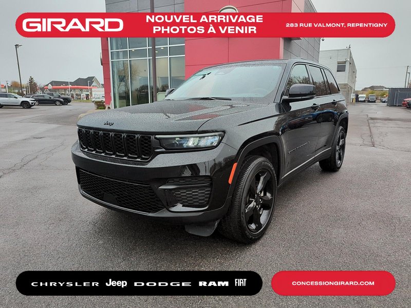 Jeep Grand Cherokee Altitude 2024 **BAS MILLAGE**1 PROP.**JAMAIS ACCIDENTÉ**TOIT OUVRANT**