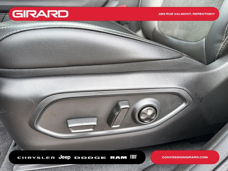 2025 Jeep Grand Cherokee LAREDO ALTITUDE
