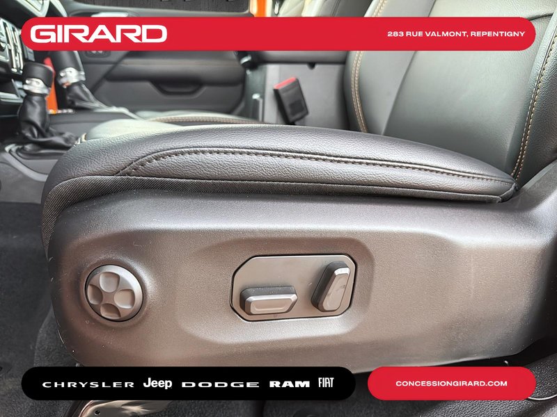 2025 Jeep Wrangler 4-Door SAHARA