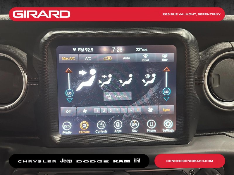 Jeep Wrangler 4xe Unlimited Sahara 2022 **TOIT SKY**GROUPE TECHNO**AUDIO ALPINE**CUIR MCKINLEY**